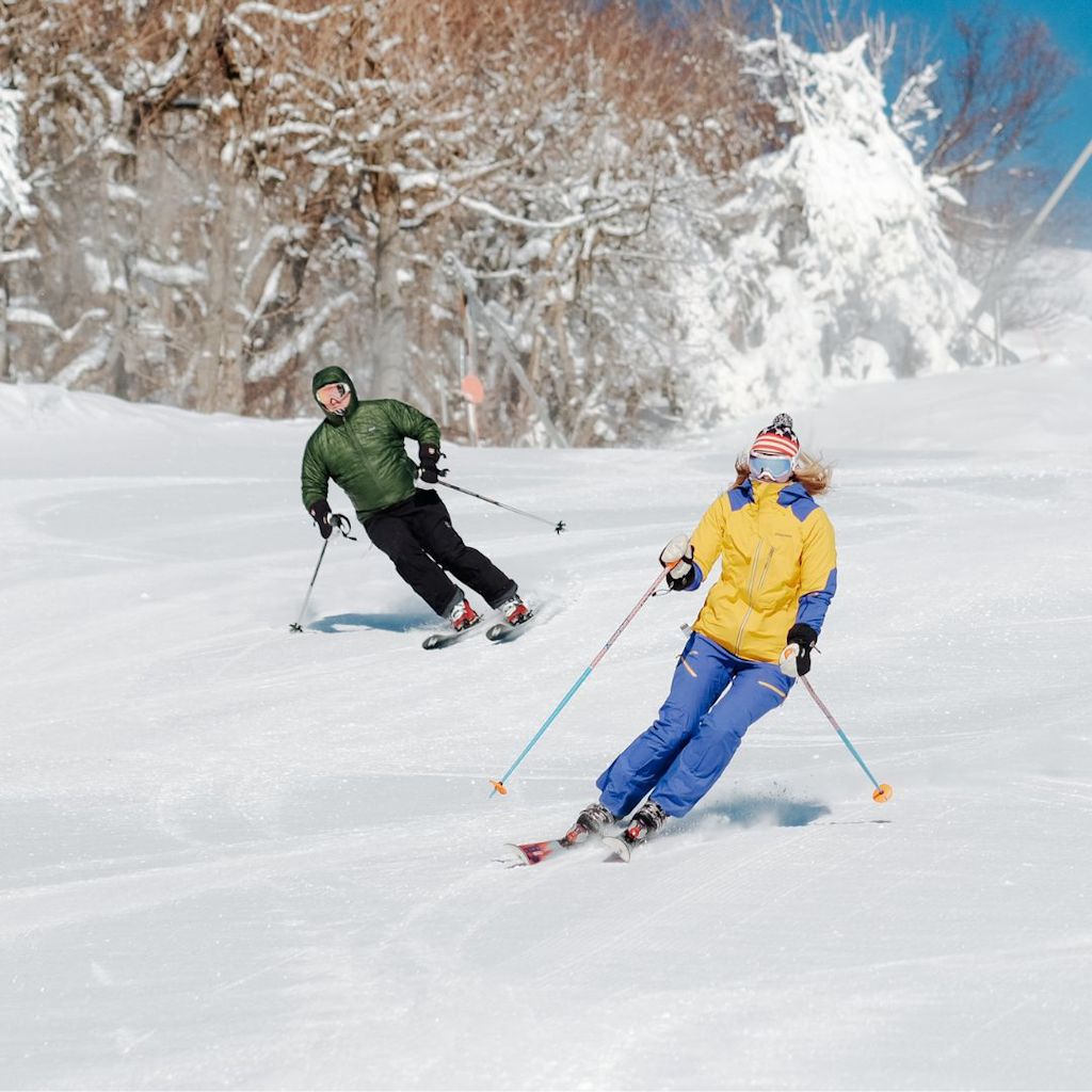 bromley mountain skiers
